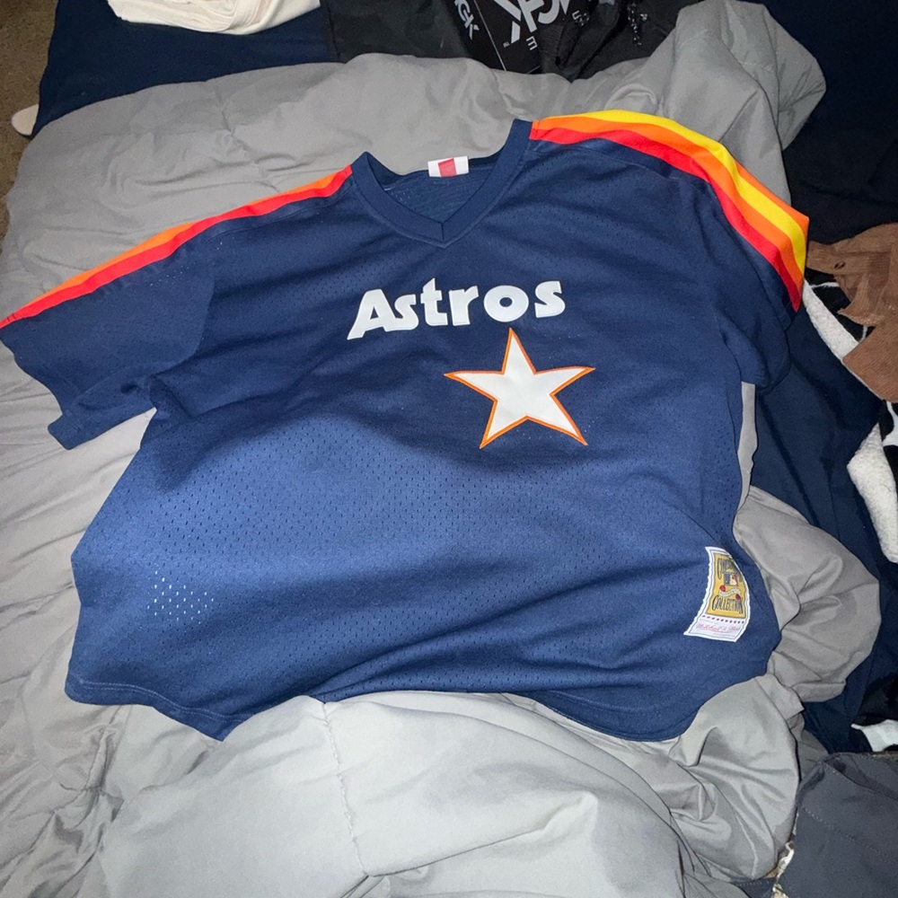 Nolan Ryan #34 Astros Jersey size XL great condition.